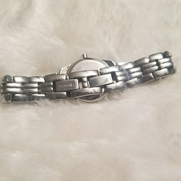 Fossil Watch - Picture 5 of 5